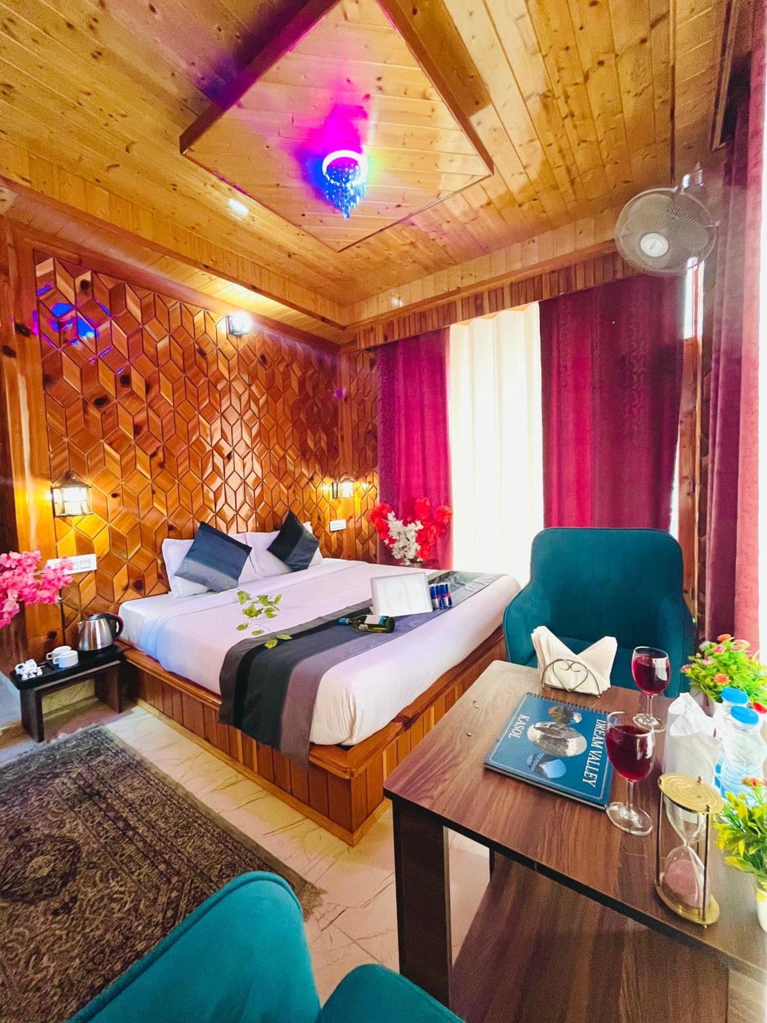 Hotel Brownie River View Kasol Luaran gambar