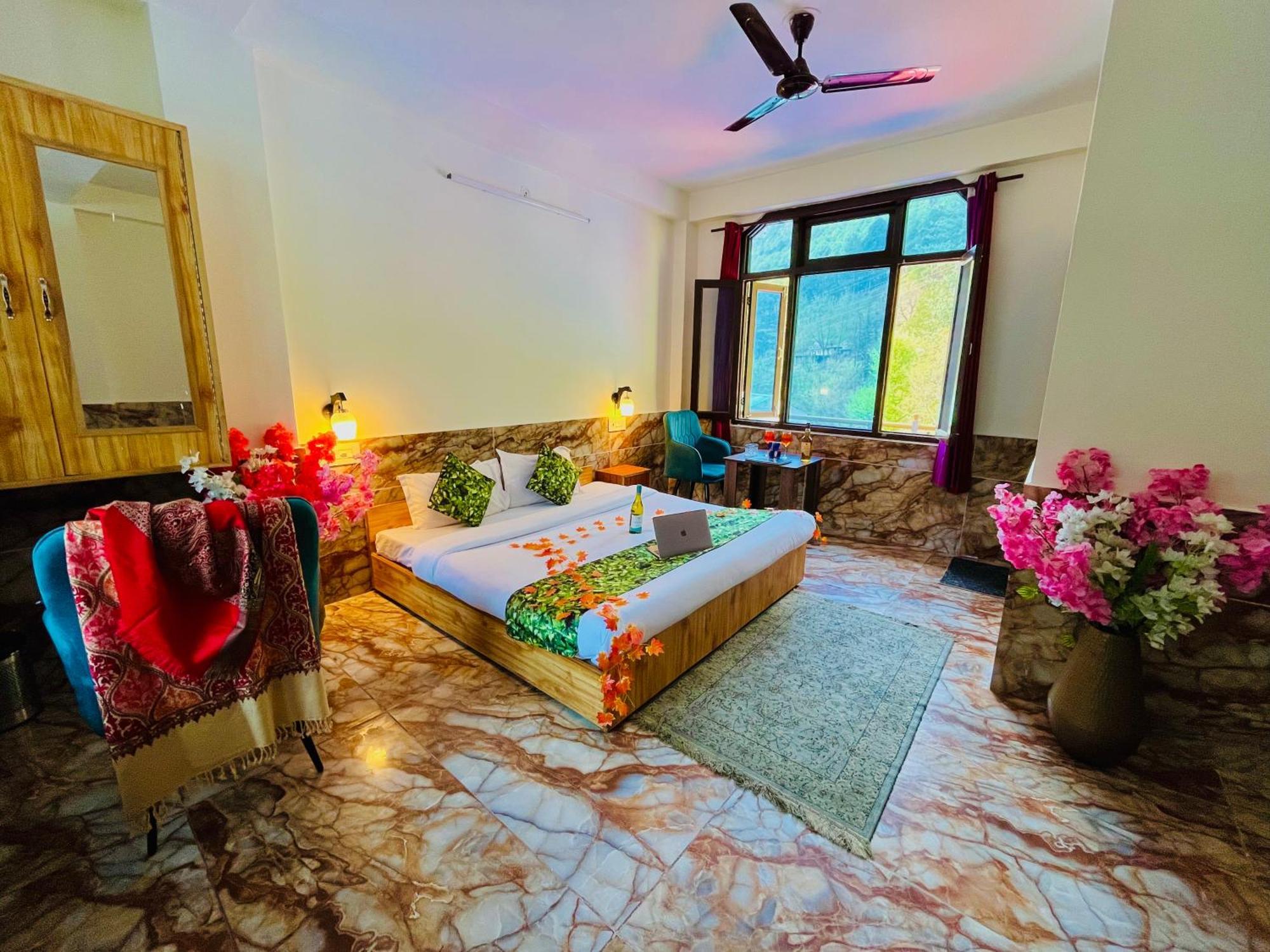 Hotel Brownie River View Kasol Luaran gambar